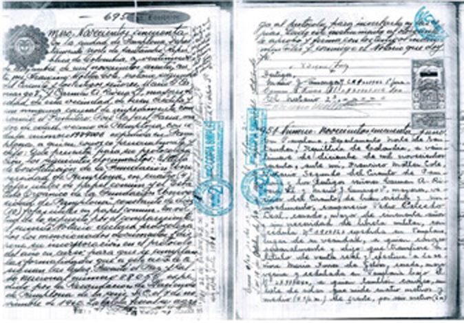 Facsímil del registro notarial de fundación de la Universidad de Pamplona